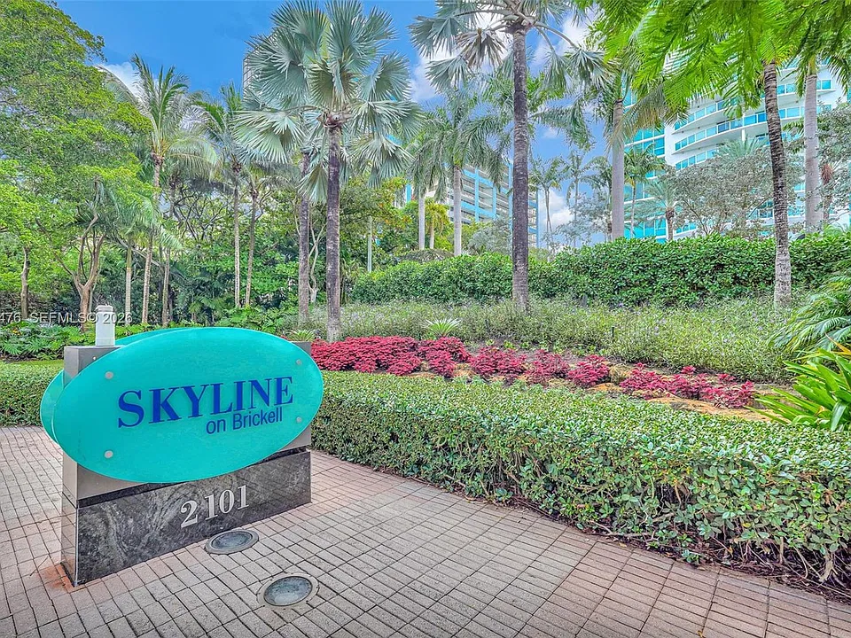2101 Brickell Ave #2109