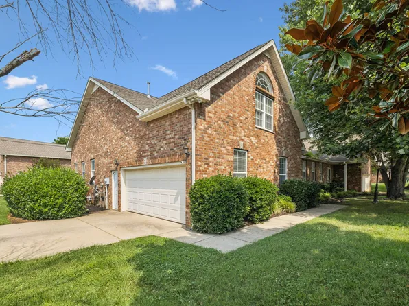 2414 Keegan Dr, Murfreesboro, TN 37130