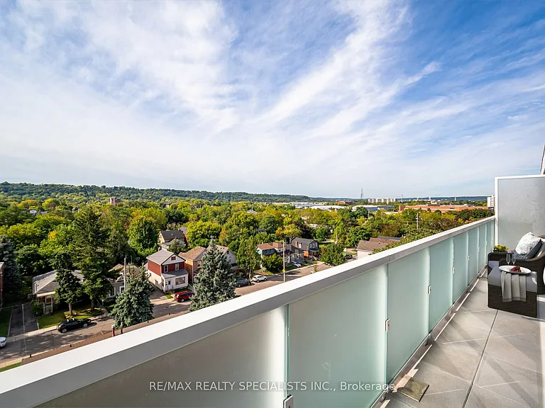 415 Main St W #703 — Photo 18