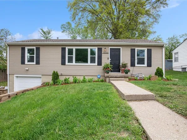 3029 S 47th St, Kansas City, KS 66106