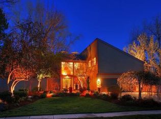 5351 S Cottonwood Club Dr, Holladay, UT 84117