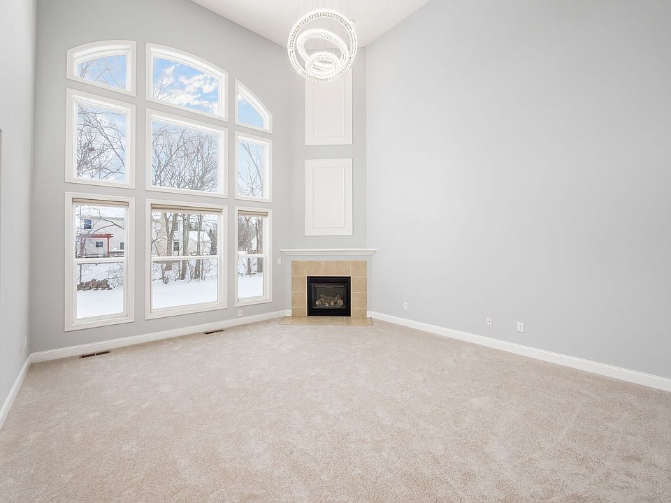 1st image of 1811-1 Ivy St