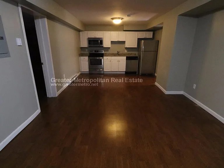4 Michelangelo St #1 — Photo 12
