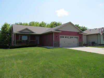 1122 Denver Pl SE, Orange City, IA, 51041