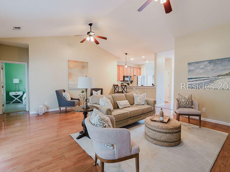 1st image of 30 Beaumont Court
