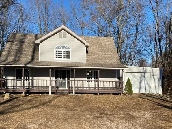 1734 S Walnut Grove Rd, Bloomfield, IN 47424