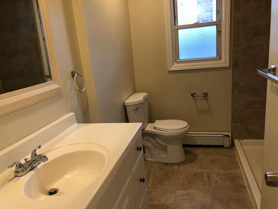 1179 Dutch Broadway Valley Stream, NY, 11580 Apartments for Rent Zillow