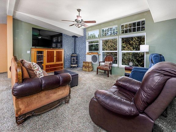 3rd image of 4750 Mineral Way