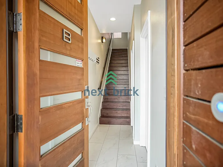1128 N 90th St #B — Photo 5