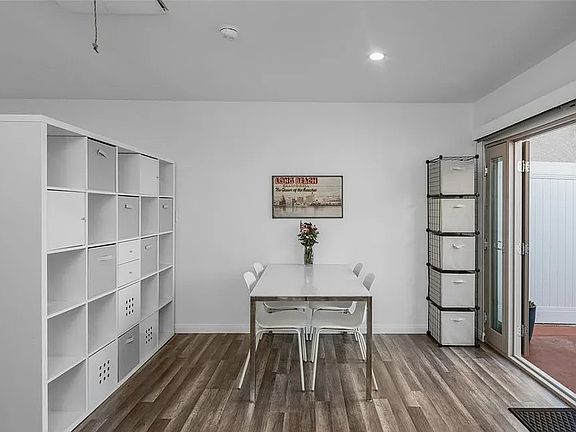 studio photo dining 2