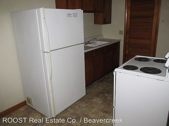 3rd image of 511 Haskins Ave APT D