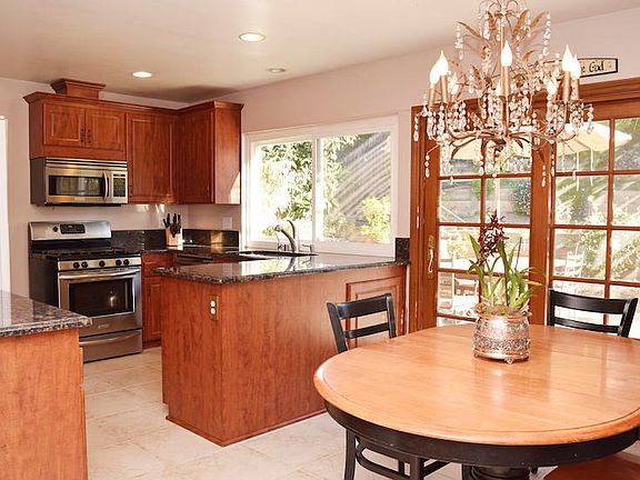 3rd image of 414 Camino Laguna Vis