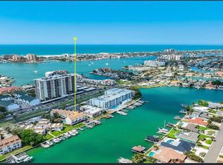 325 Island Way APT 109, Clearwater, FL 33767