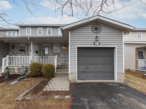 21 Speers Blvd, Loyalist, ON K7N 1Y9