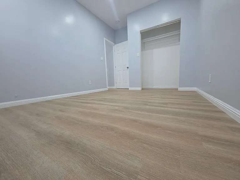 1715 W 64th St #A — Photo 11