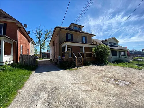 76 Guelph St #A Photo 1