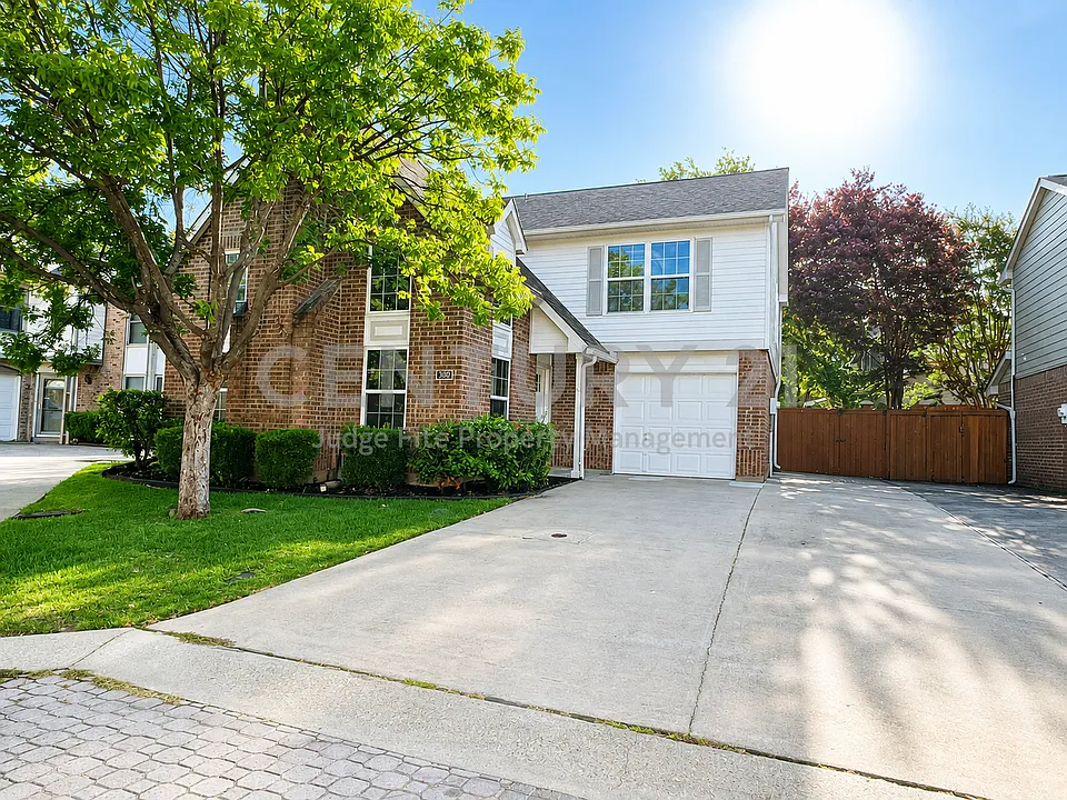 300 Lamesa Ct