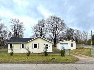 505 Kiddville St, Belding, MI 48809