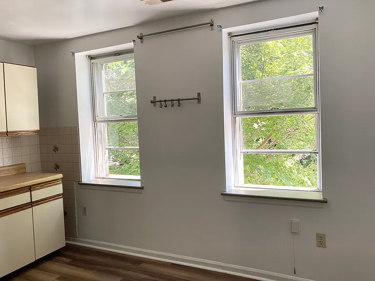 864 N 4th St #2 — Photo 13