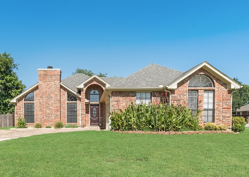 1st image of 5021 Marcus Dr