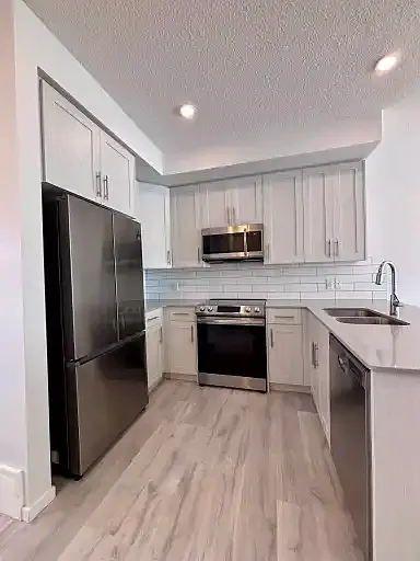 16644 31st Ave SW #1A — Photo 8