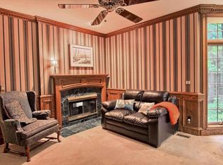 457 Peninsula Knolls Ln, Traverse City, MI 49686