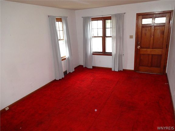 5th image of 218 61st St