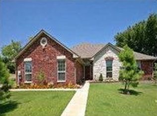 1851 Deerwood Trl, Edmond, OK 73034