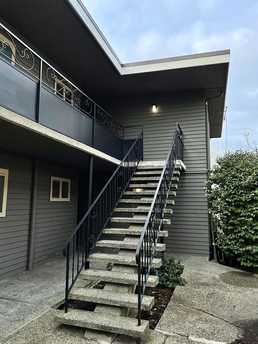 Building Photo - 4740 & 4744 40th Ave NE