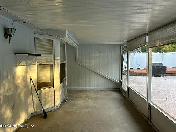 2nd image of 671 CHARLES PINCKNEY Street