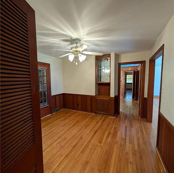 4720 Haywood Dr — Photo 8