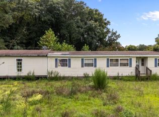 1021 Bend Of The River Rd, Elm City, NC 27822