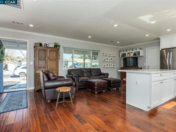 2366 Fairfield Ave, Concord, CA 94520