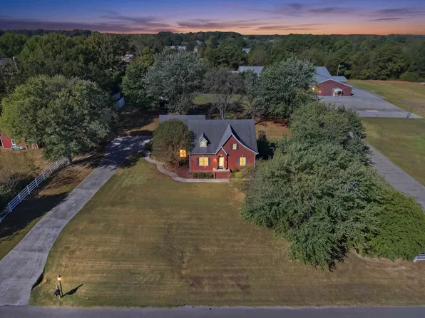 19065 Tammy Leigh Dr, Athens, AL 35614