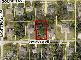 10439 Gypsy Ave, Weeki Wachee, FL 34613