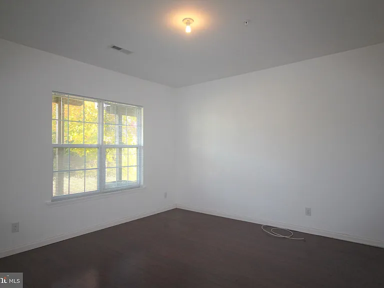 515 Ellison Dr — Photo 29