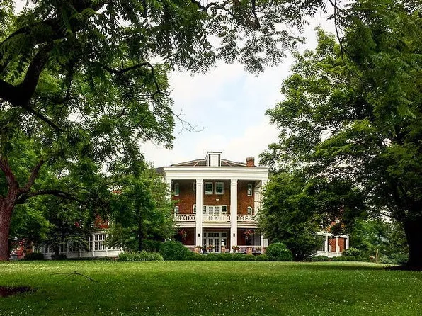 158 Academy Ln, Pence Springs, WV 24962