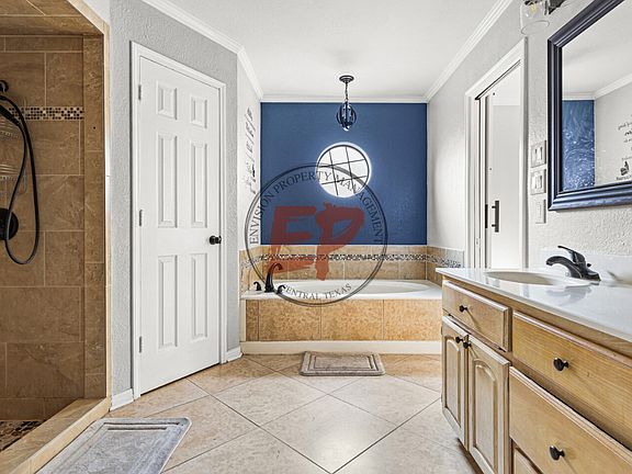 4th image of 412 Meadow Mountain Dr #1