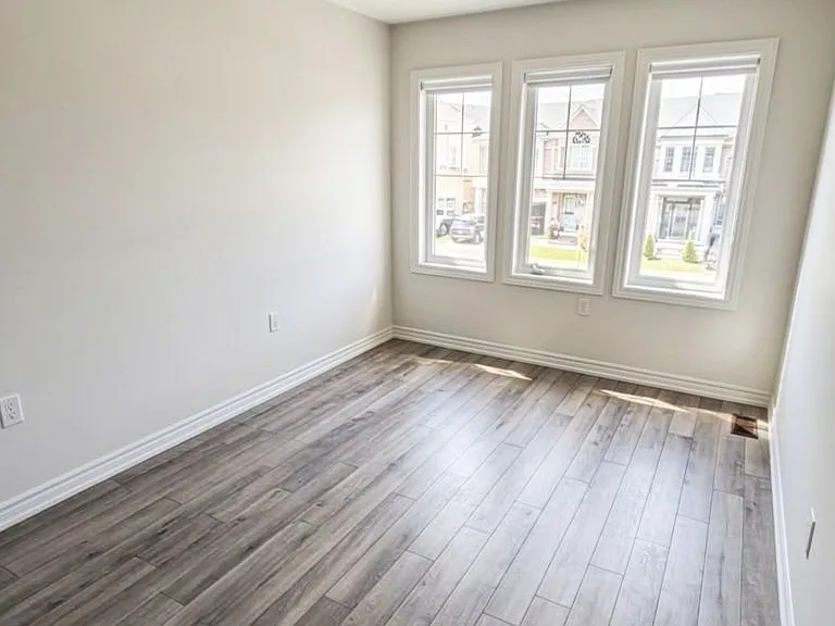 17 Rochester Dr — Photo 19