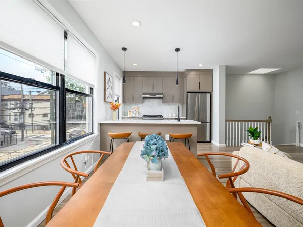 70 Bowers Street image 7 of 23