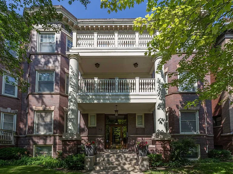 5706-10 S. Blackstone Ave — Photo 8