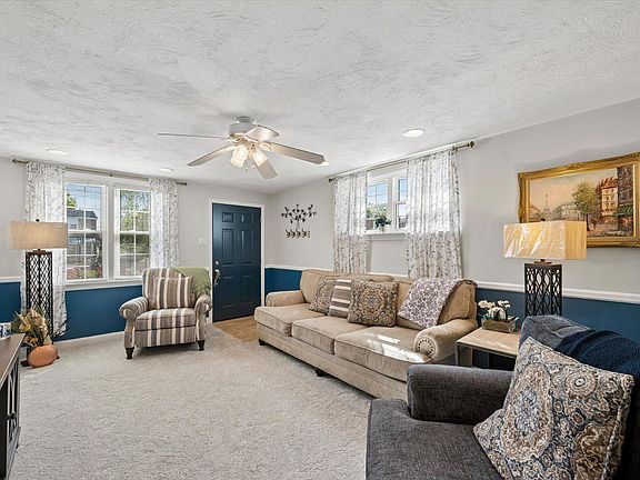 4th image of 312 Westpark Ln