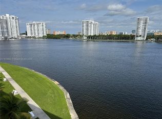 2999 Point East Dr APT C614, Aventura, FL 33160