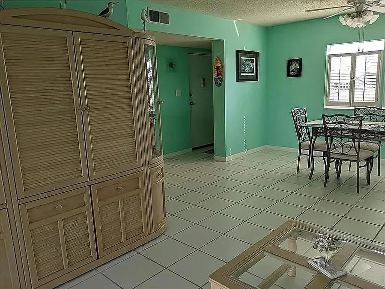 7701 Starkey Rd #710 — Photo 13