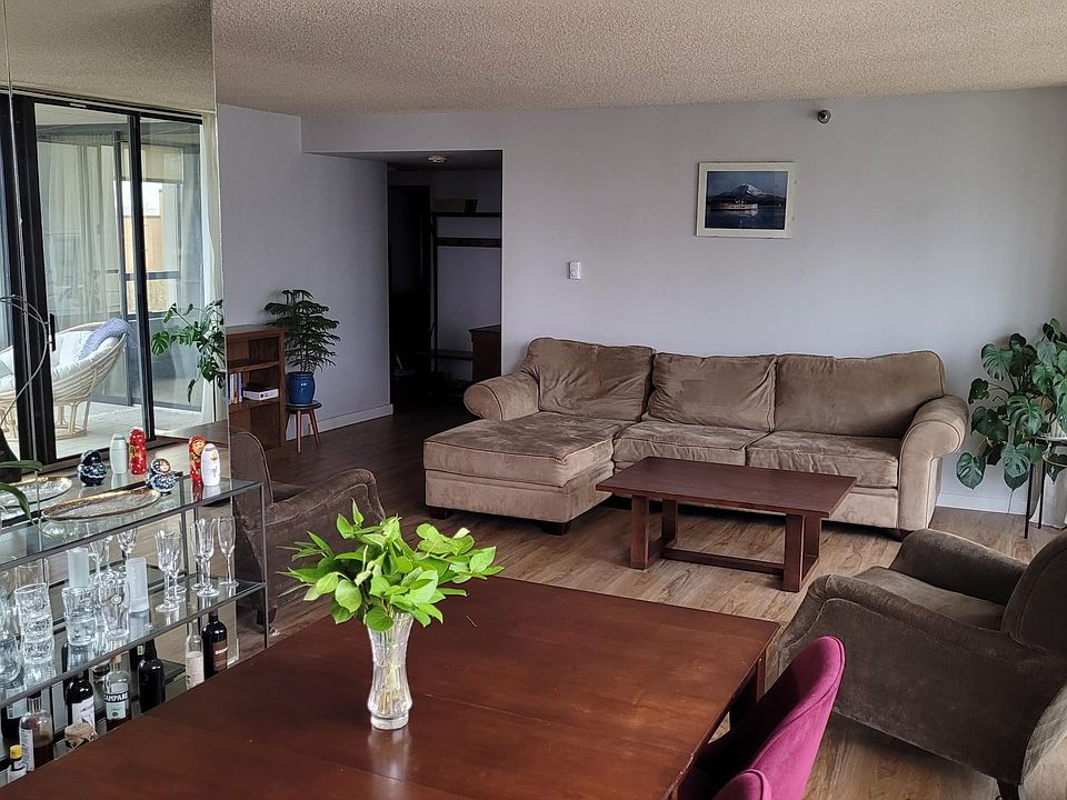 Dining/Living Room