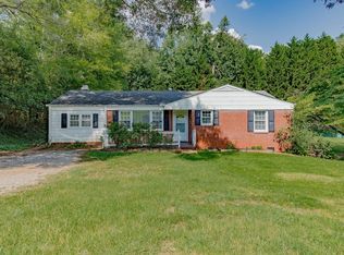 18 Mauldin Cir, Greenville, SC 29609