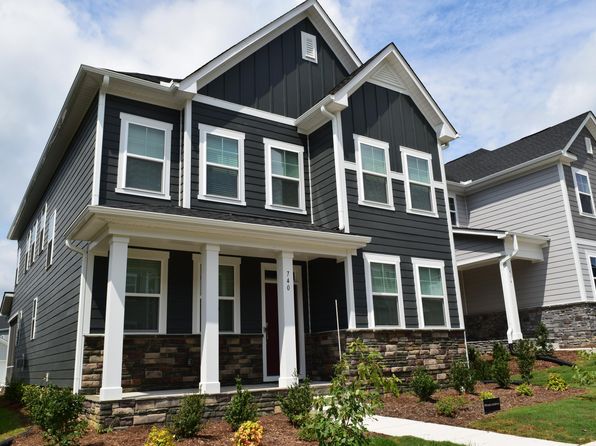 740 Longleaf Grove Ln