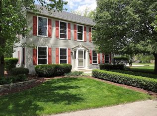 166 Larch Rd, Frankfort, IL 60423