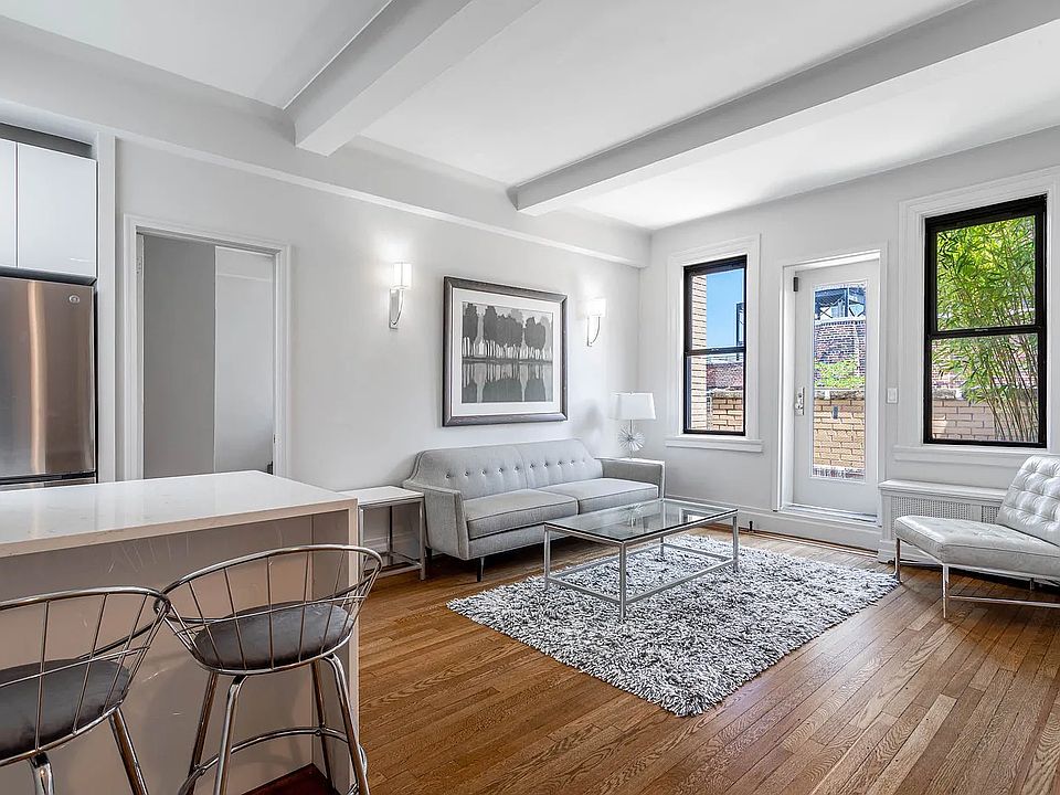 1st image of 41 W 72nd St Penthouse C