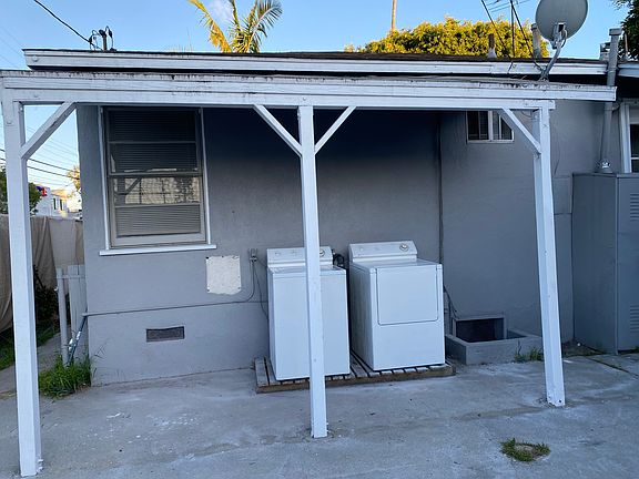 3rd image of 4212 Tuller Ave